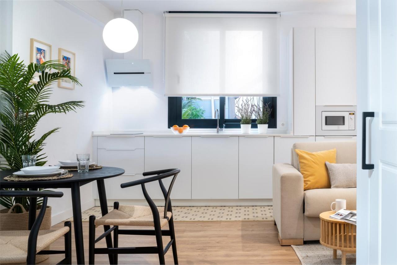 Magno Apartments Feria 132 Sevilla Eksteriør bilde